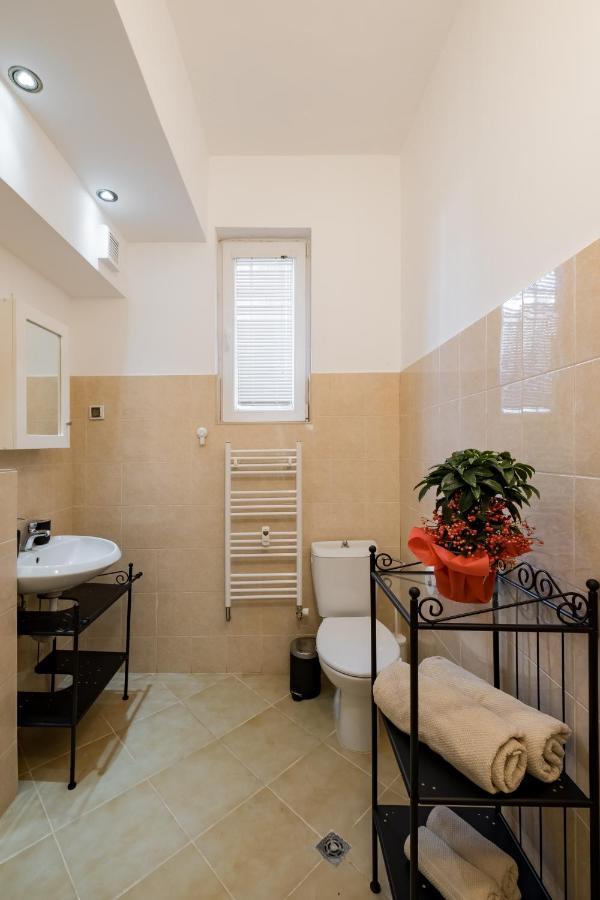 Spacious 3 Bedroom Home In Sofia'S Top Center Exterior photo