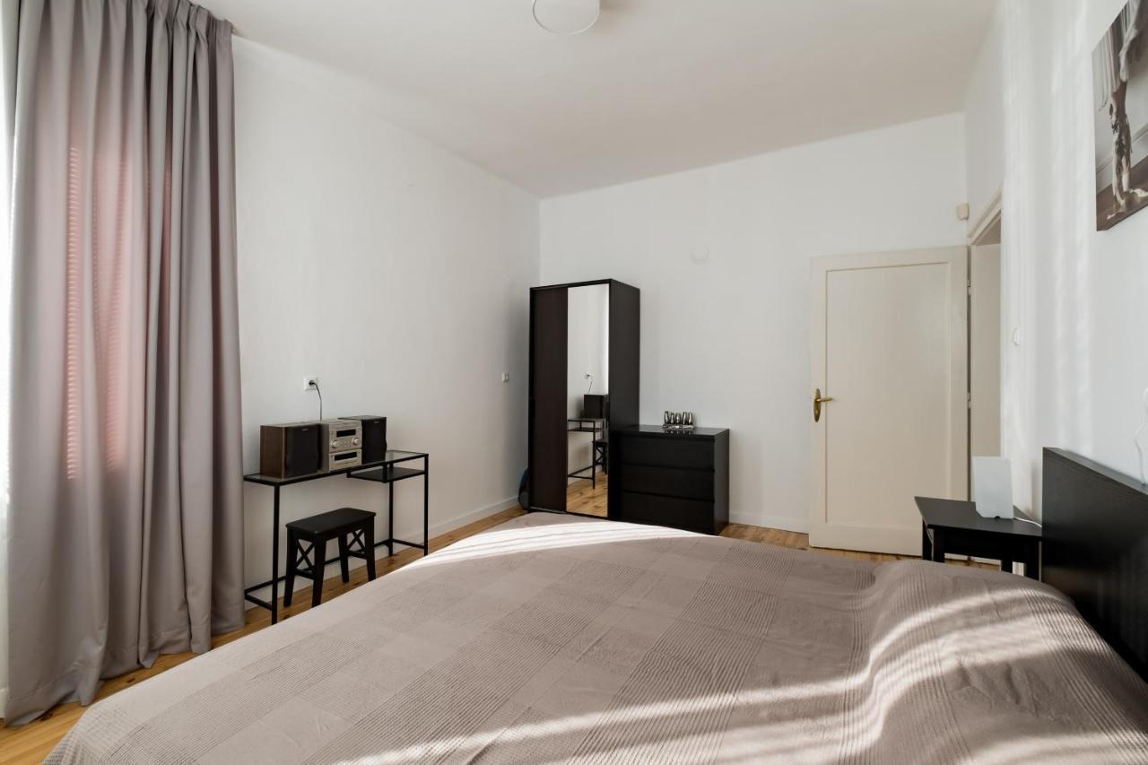 Spacious 3 Bedroom Home In Sofia'S Top Center Exterior photo